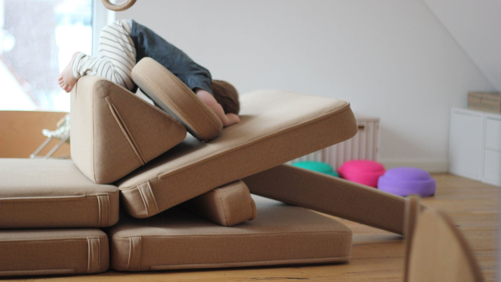 Shappy speelbank voor kinderen in een speelhoek