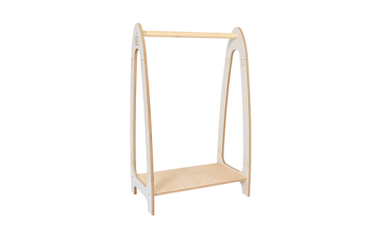 houten kinderkledingrek boog wit klein op kindhoogte