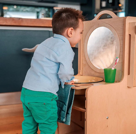 Wastafel met spiegel - accessoire Montessori speeltafel -
