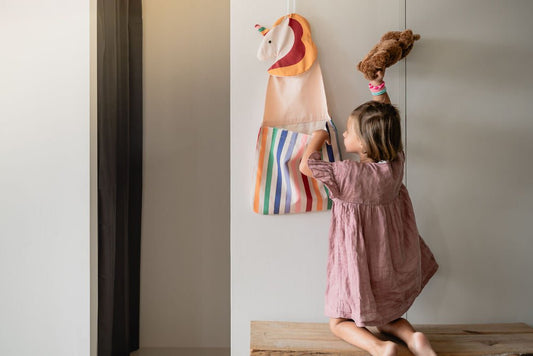 wandopberger met opbergzak voor de kinderkamer van zacht foam voor baby's peuters en kleuters