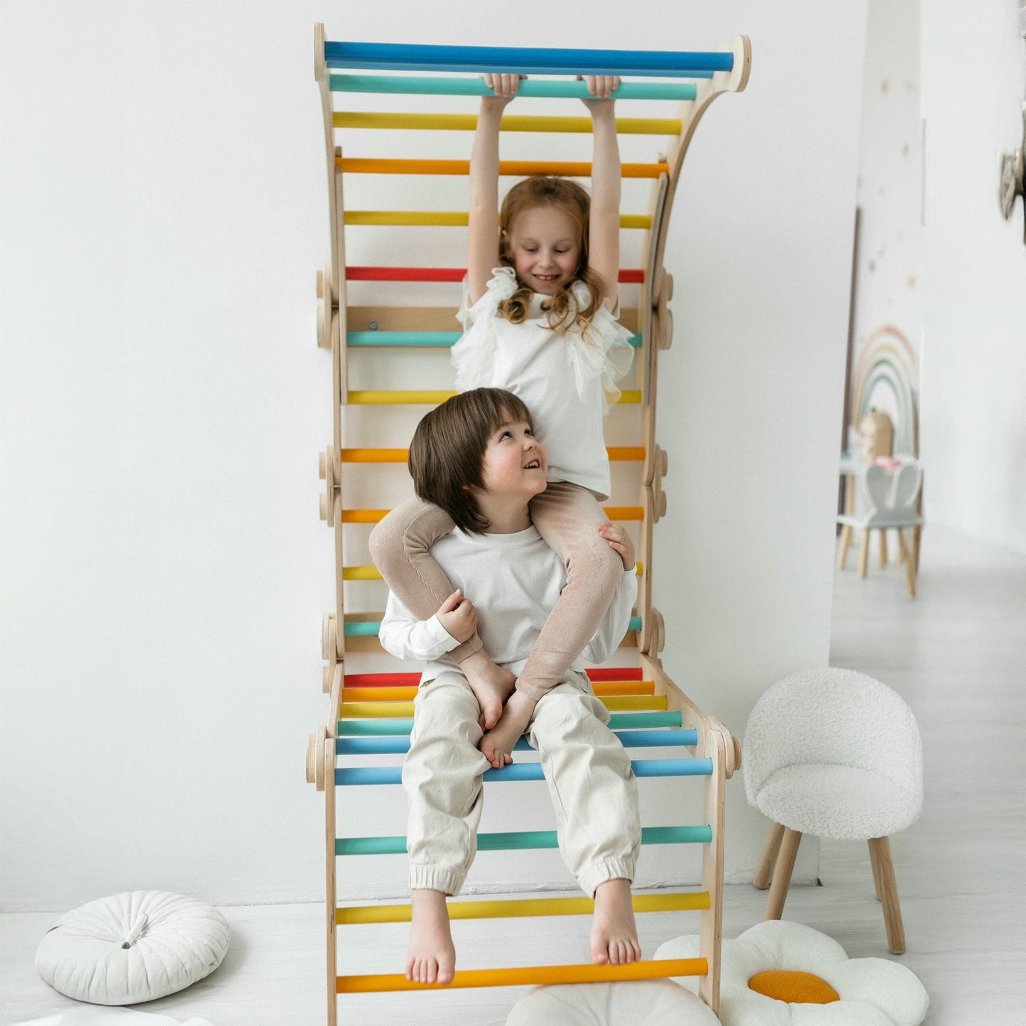 BusyKids klimrek – sprossenwand regenboog