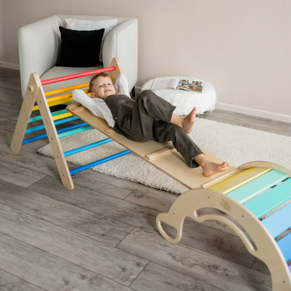 BusyKids Pikler set – driehoek, plank & balanswip – regenboog
