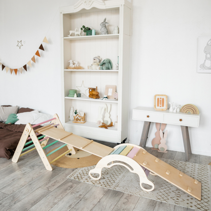 BusyKids Pikler groot set – driehoek, 2 planken & balanswip – regenboog