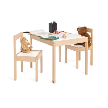 3-delige houten kindertafel met twee stoelen