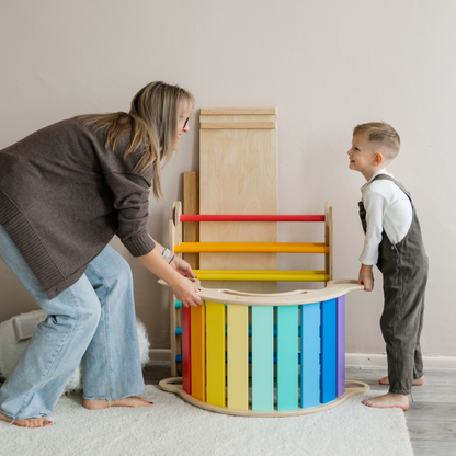 BusyKids Pikler groot set – driehoek, 2 planken & balanswip – regenboog