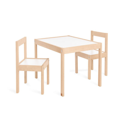 3-delige houten kindertafel met twee stoelen