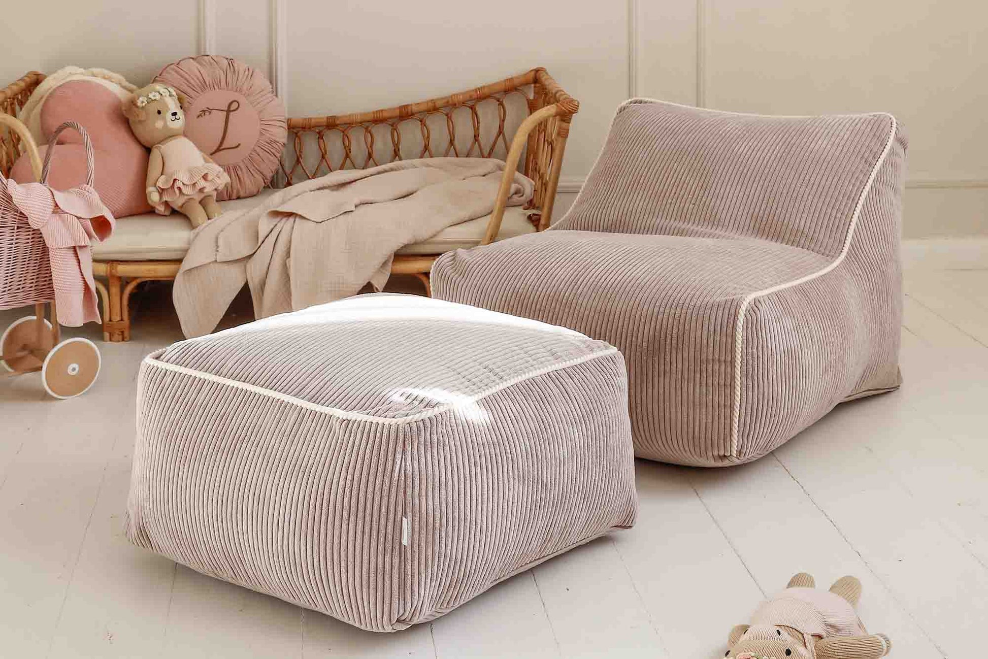 Kumo Chair Corduroy Candy