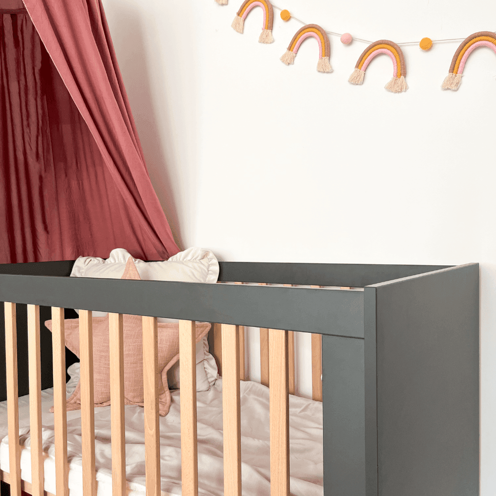 ATB ILA lit bébé 140 × 70 cm évolutif 2-en-1 – gris