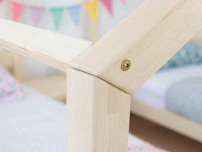 houten huisbed voor twee kinderen