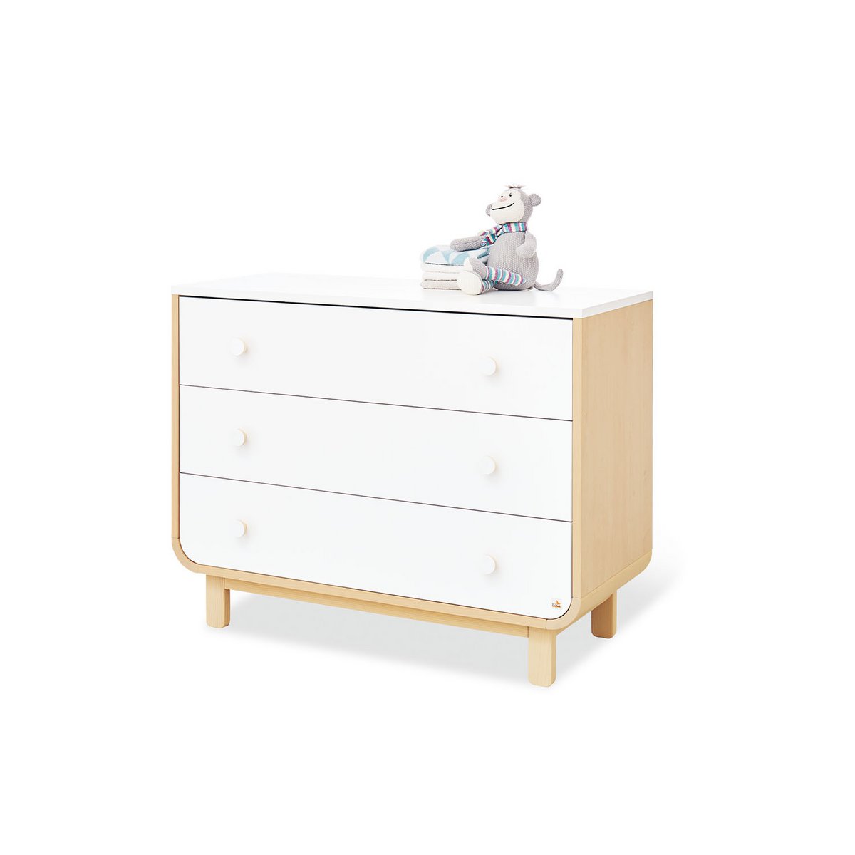 commode voor de babykamer breed model