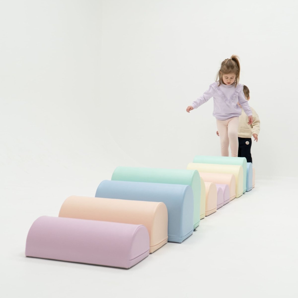 soft play set met modulaire foamblokken voor baby's peuters en kleuters
