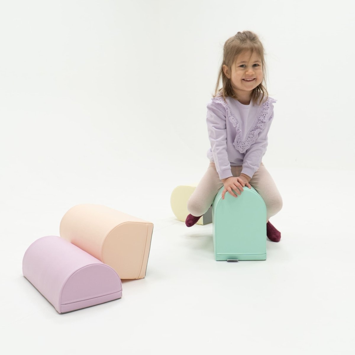 soft play set met modulaire foamblokken voor baby's peuters en kleuters