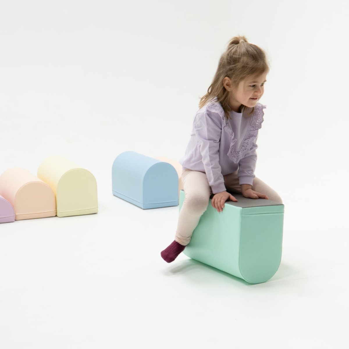 soft play set met modulaire foamblokken voor baby's peuters en kleuters