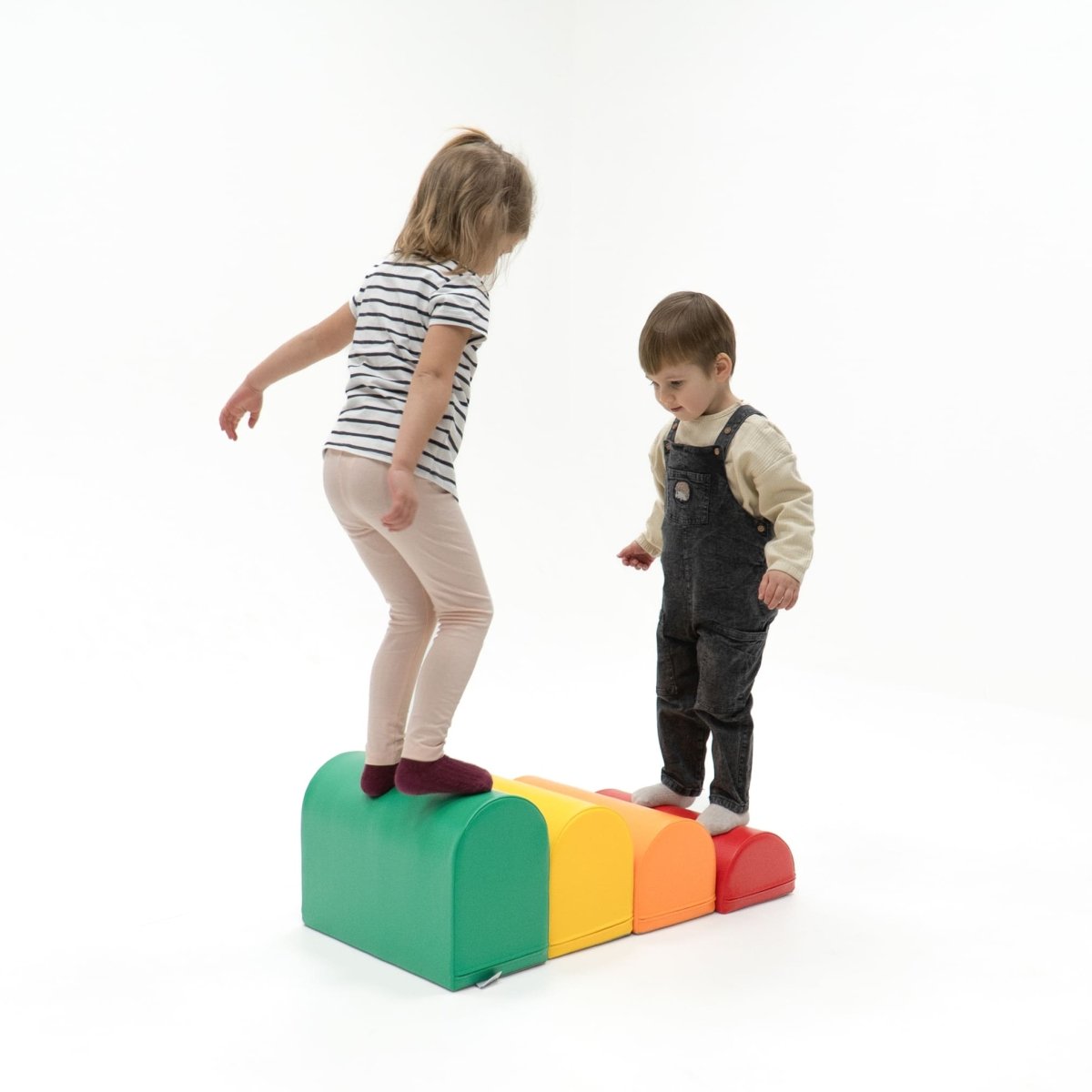 soft play set met modulaire foamblokken voor baby's peuters en kleuters