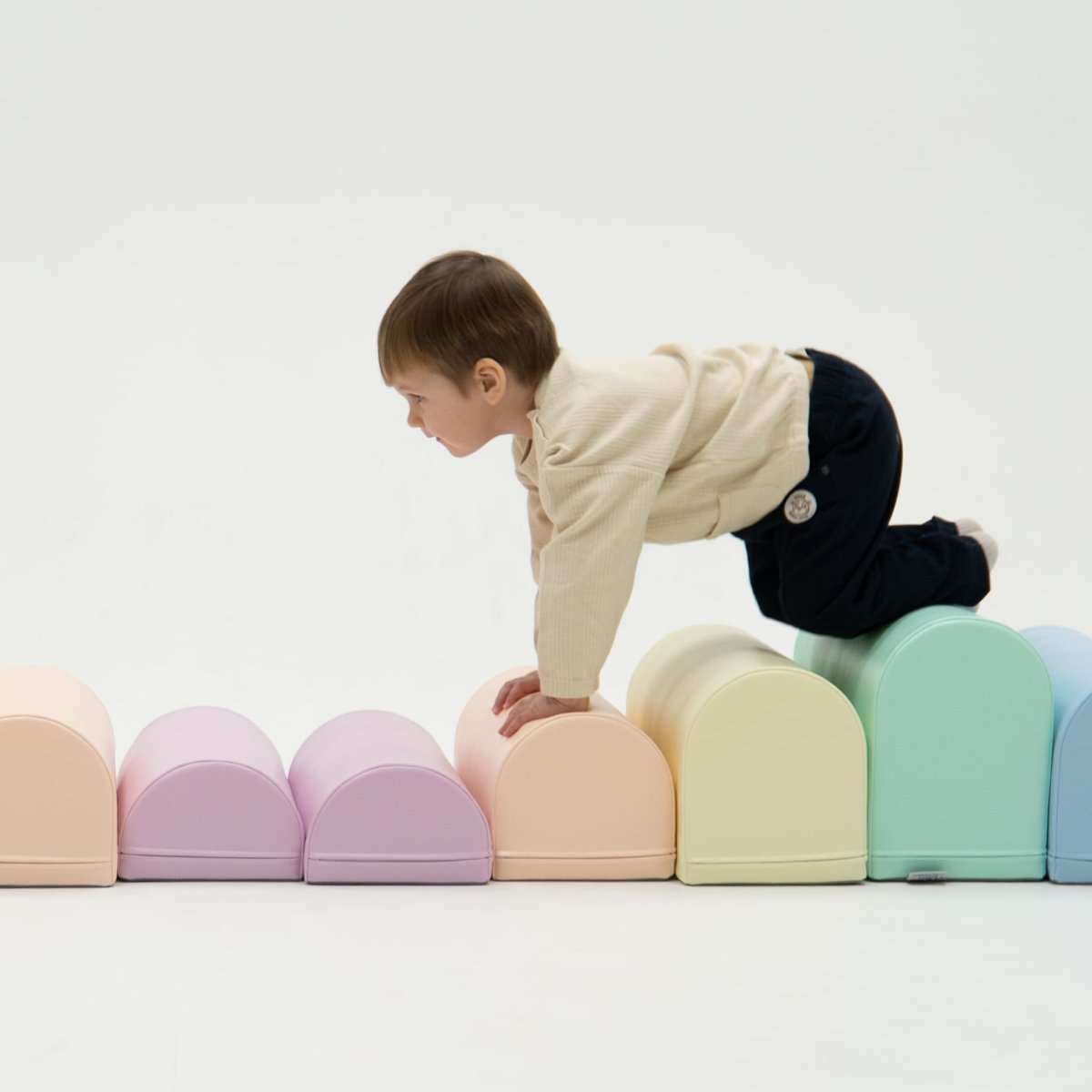 soft play set met modulaire foamblokken voor baby's peuters en kleuters