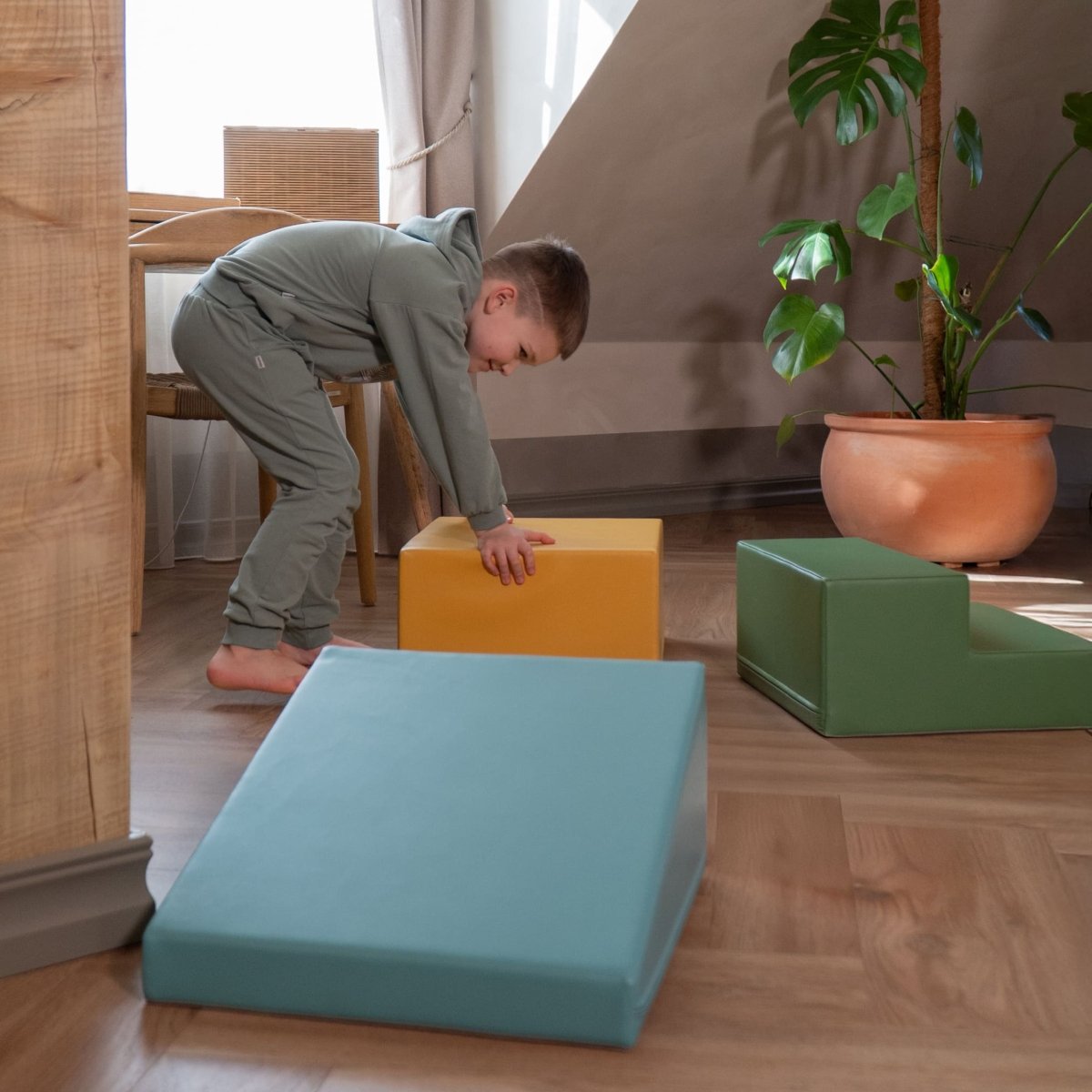 soft play set met modulaire foamblokken voor baby's peuters en kleuters
