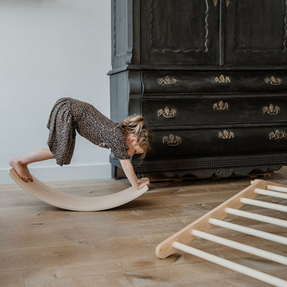 houten balance board in naturel hout
