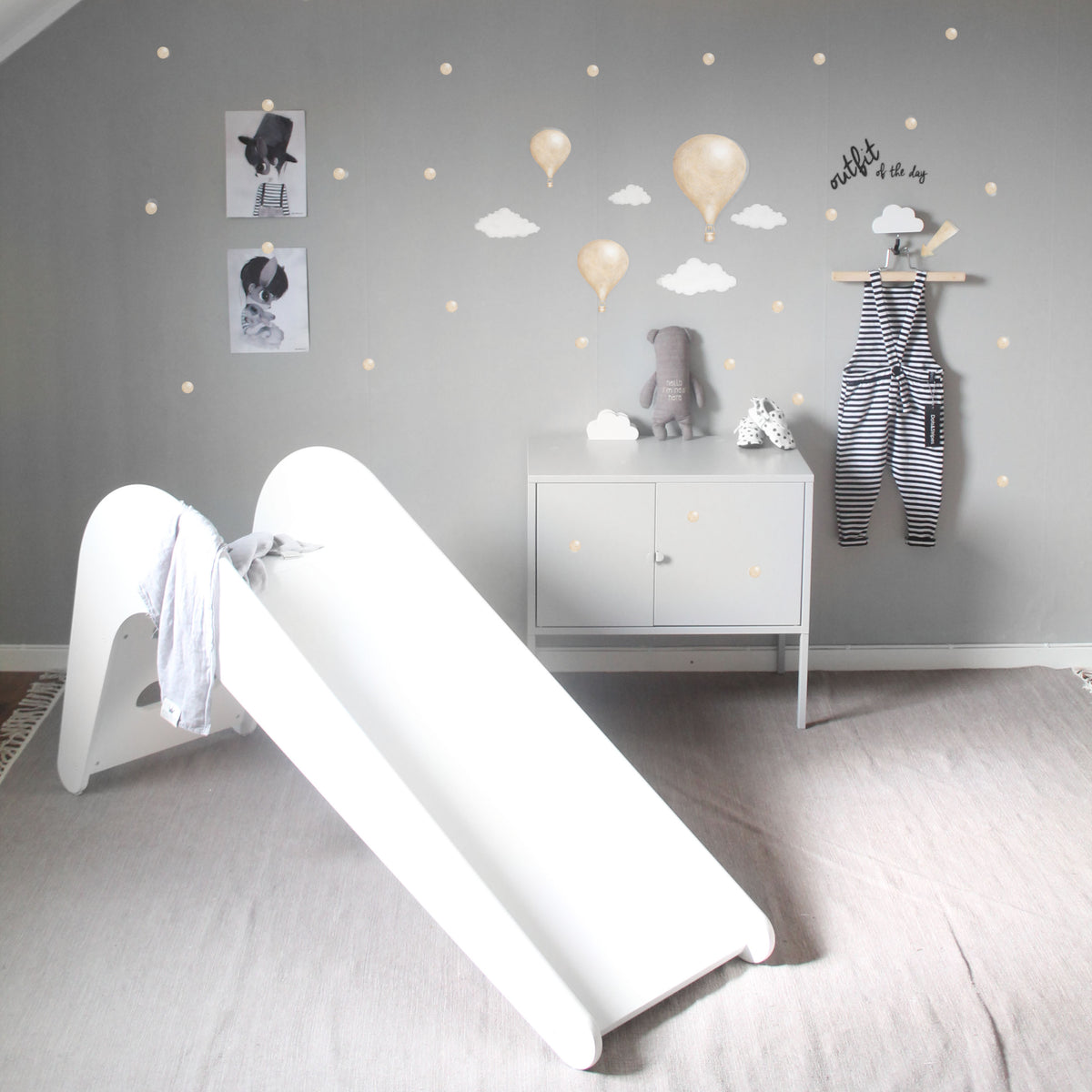 witte houten kinderglijbaan Jupiduu voor woonkamer of kinderkamer