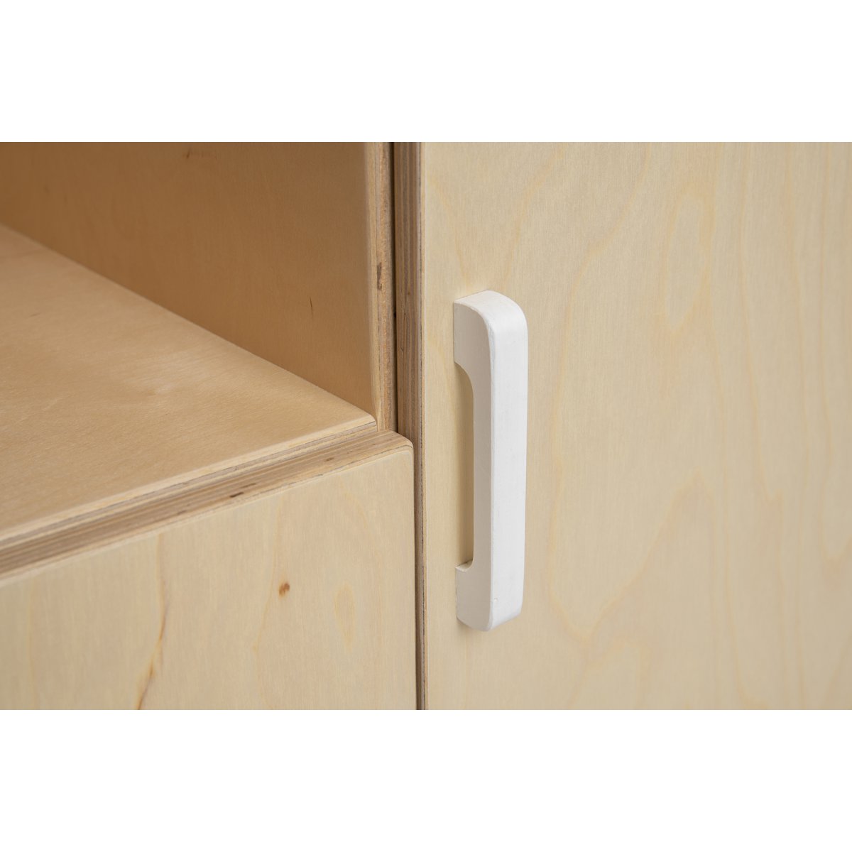 houten poppencommode voor rollenspel in wit