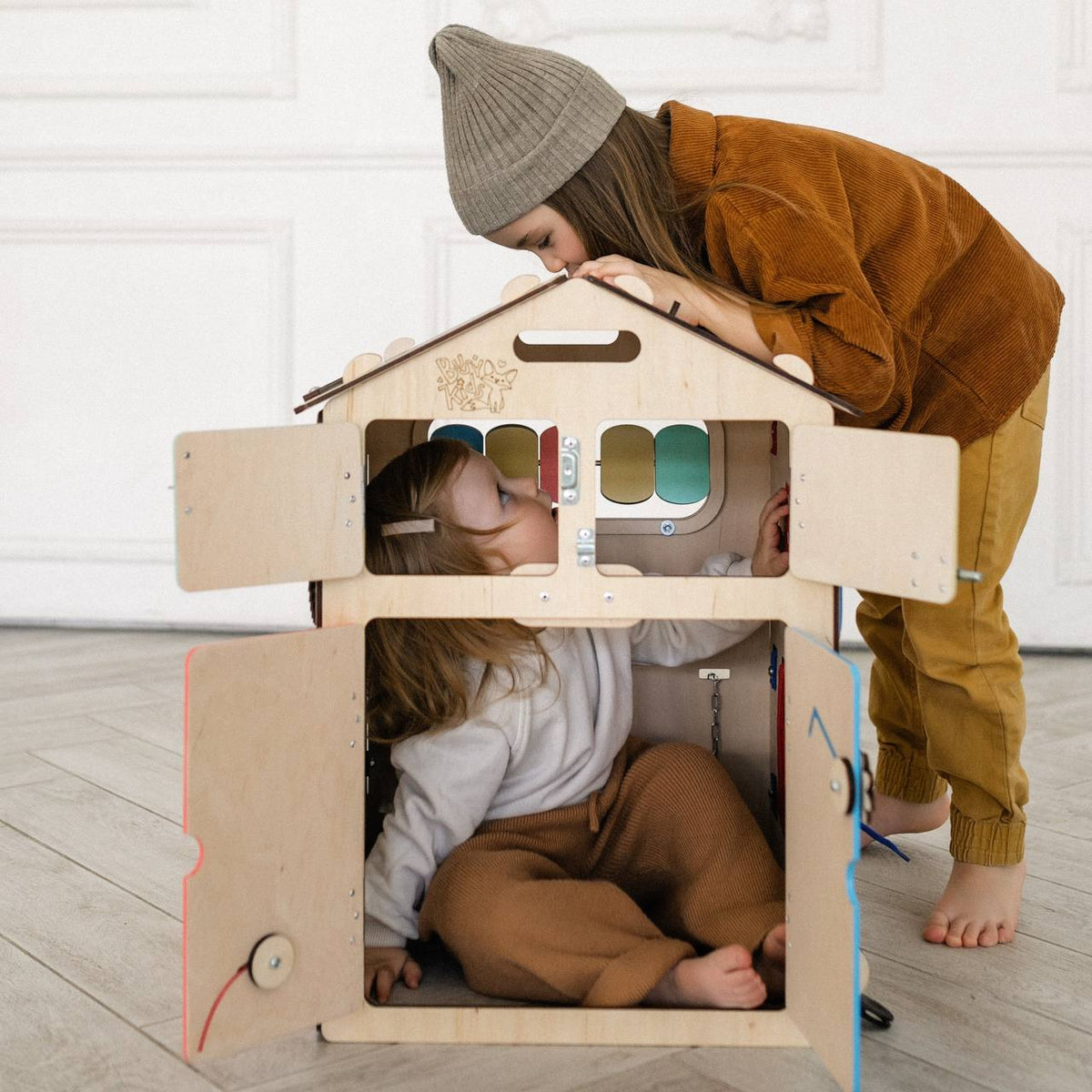 Maison de jeu BusyKids Busy Board – naturel
