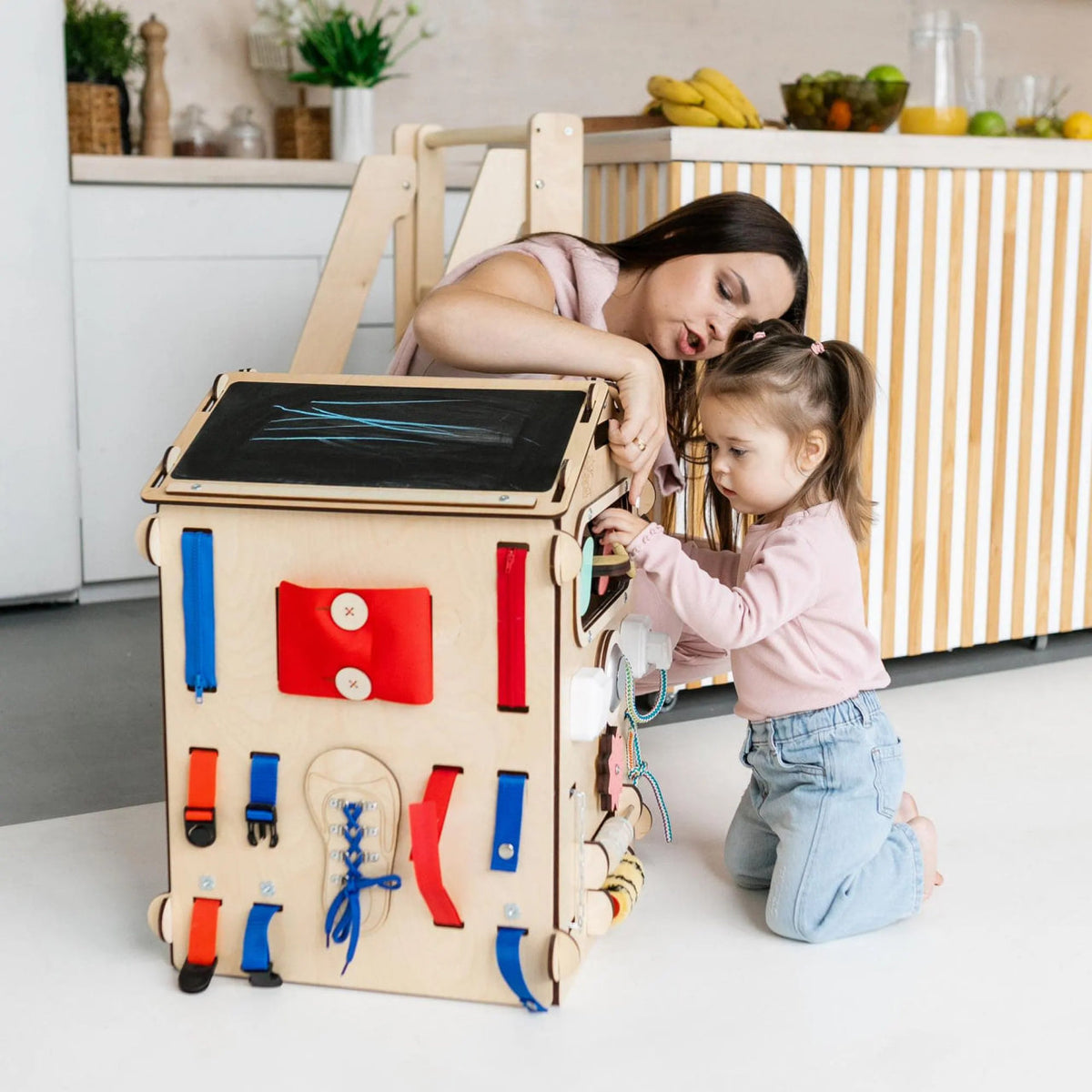 Maison de jeu BusyKids Busy Board – naturel