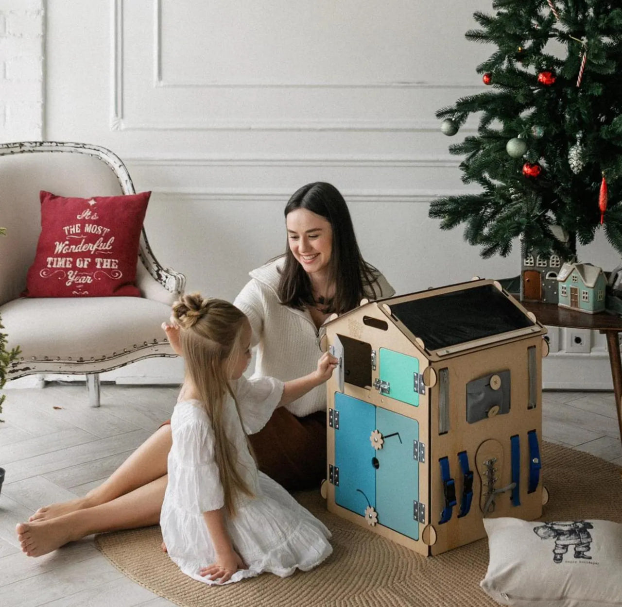 BusyKids set – Busy Board speelhuisje naturel/mint met creatieve kubus