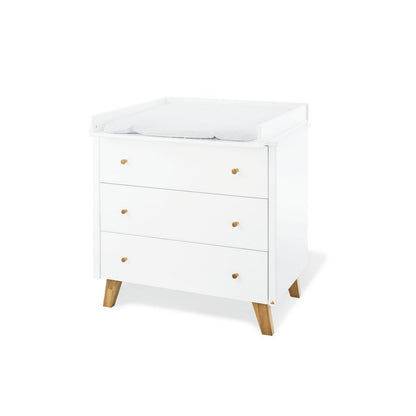 babykamer meubelset met wandplank