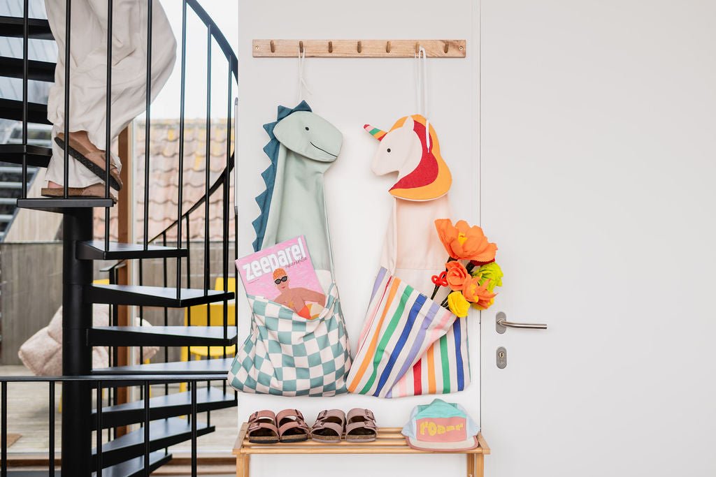 wandopberger met opbergzak voor de kinderkamer van zacht foam voor baby's peuters en kleuters