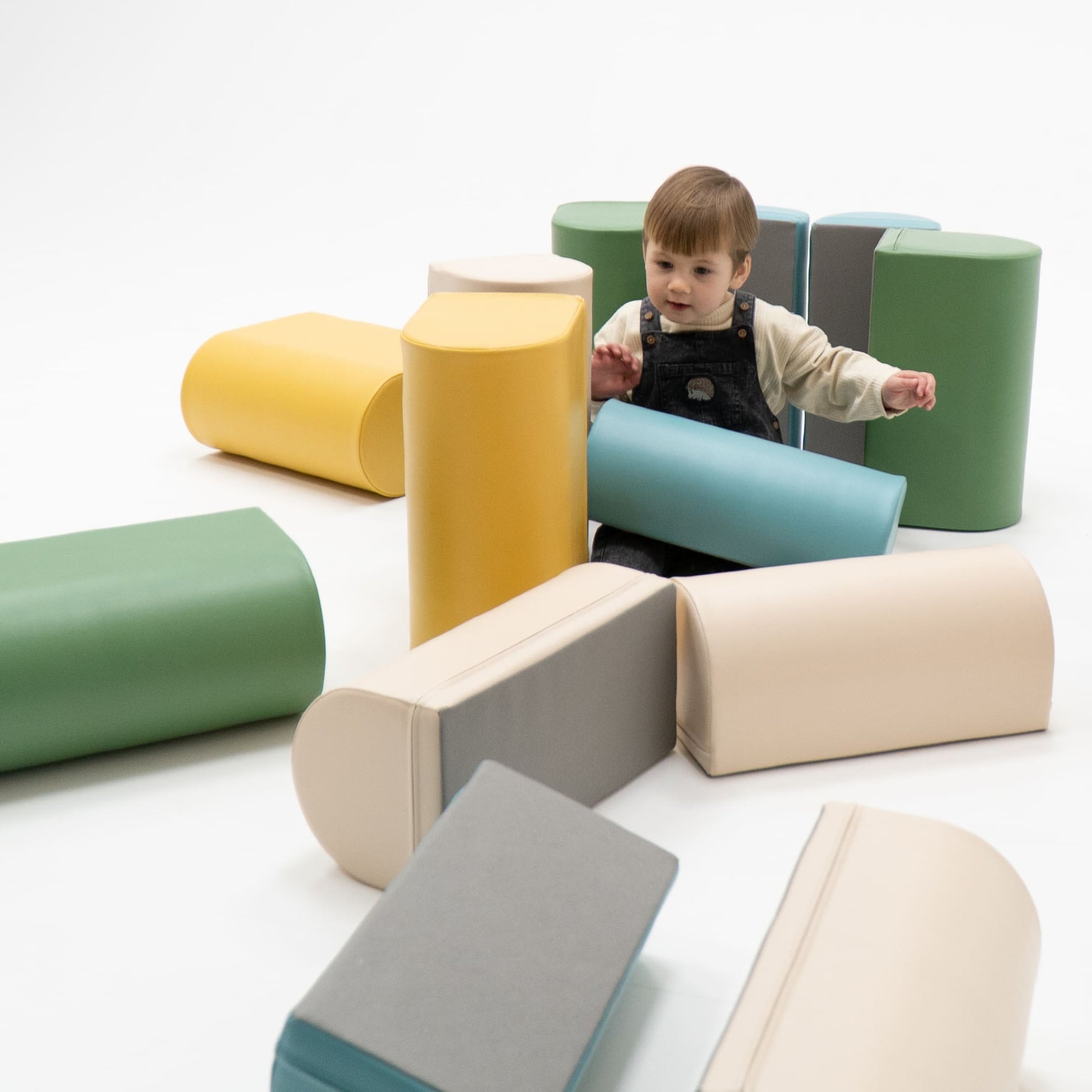 soft play set met modulaire foamblokken voor baby's peuters en kleuters