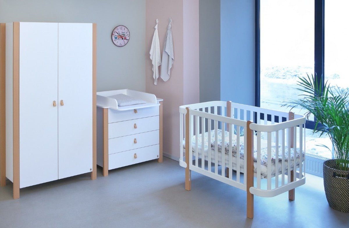 YappyÉtude babykamer met bijpassend ledikant, commode en kledingkast